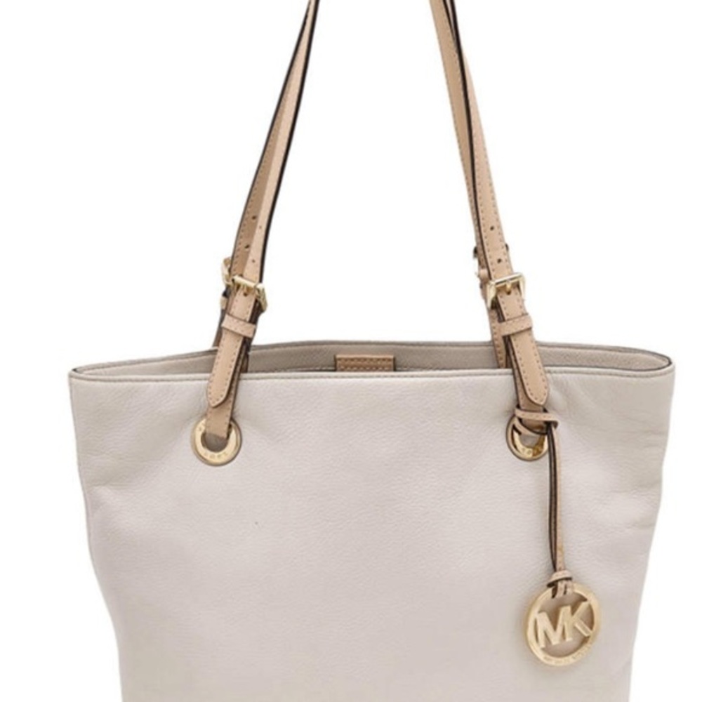 Michael Kors Cream Tote Bag Leather. Soft